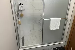 7765 S Mission Dr, Franklin, WI 53132 - Photo 21