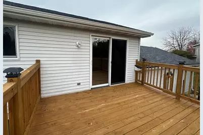 7765 S Mission Dr, Franklin, WI 53132 - Photo 41