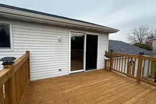 7765 S Mission Dr, Franklin, WI 53132 - Photo 41