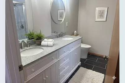 7765 S Mission Dr, Franklin, WI 53132 - Photo 17