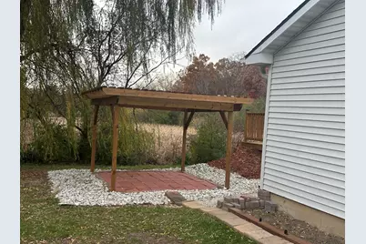 7765 S Mission Dr, Franklin, WI 53132 - Photo 47