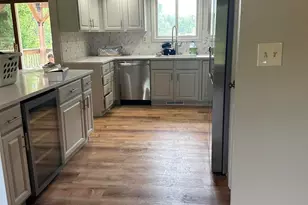 7765 S Mission Dr, Franklin, WI 53132 - Photo 11