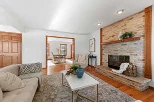 14040 W Glendale Ave, Brookfield, WI 53005 - Photo 11