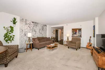 1633 N Prospect Ave #17C, Milwaukee, WI 53202 - Photo 5