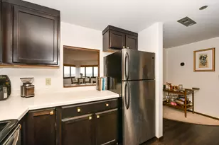 1633 N Prospect Ave, Milwaukee, WI 53202 - Photo 7