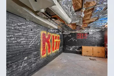 923 N 8th St, Manitowoc, WI 54220 - Photo 25