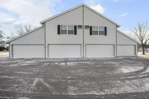 183 Minz Park Cir, West Bend, WI 53095 - Photo 3