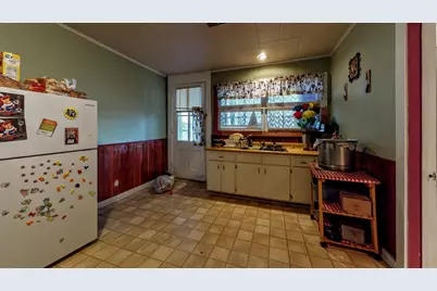 223/225 S Main St, Jefferson, WI 53549 - Photo 47