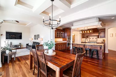 631  Stepping Stone Way, Pewaukee, WI 53072 - Photo 7