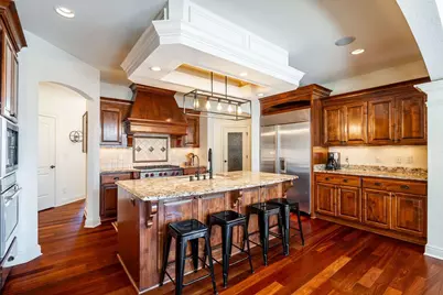 631  Stepping Stone Way, Pewaukee, WI 53072 - Photo 9