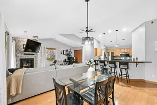 18500 Brookfield Lake Dr, Brookfield, WI 53045 - Photo 13