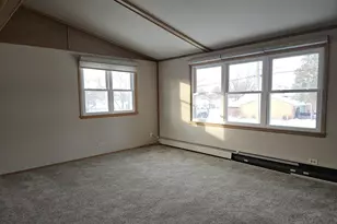 603 Norris St, Beaver Dam, WI 53916 - Photo 3