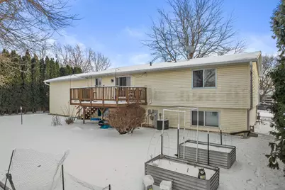 1350  Fireside Cir, Oshkosh, WI 54901 - Photo 29