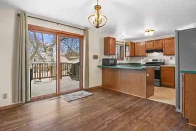 1350  Fireside Cir, Oshkosh, WI 54901 - Photo 9