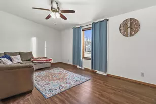 1350 Fireside Cir, Oshkosh, WI 54901 - Photo 5