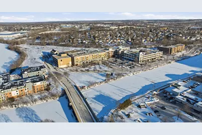 705  Village Green Way #305, West Bend, WI 53090 - Photo 31