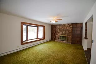 S107W36801 Annice Ln, Eagle, WI 53119 - Photo 9