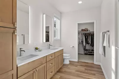 372  Vintage Dr, Sheboygan Falls, WI 53085 - Photo 25