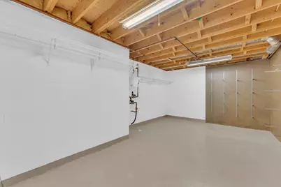 N65W15278  Blue Heron Dr, Menomonee Falls, WI 53051 - Photo 41