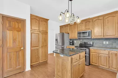 N65W15278  Blue Heron Dr, Menomonee Falls, WI 53051 - Photo 13