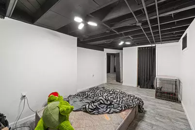 2417 W Roosevelt Dr, Milwaukee, WI 53209 - Photo 11