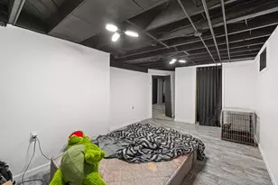 2417 W Roosevelt Dr, Milwaukee, WI 53209 - Photo 11