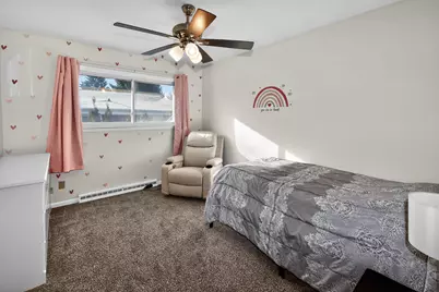 9605 W Fiebrantz Ave, Wauwatosa, WI 53222 - Photo 15