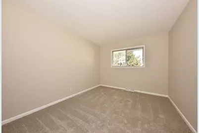 8271 N 106th St, Milwaukee, WI 53224 - Photo 11