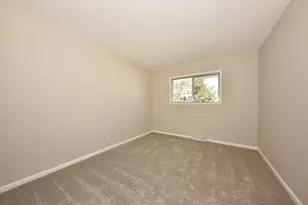 8271 N 106th St, Milwaukee, WI 53224 - Photo 11