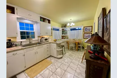 1720  Viebahn St, Manitowoc, WI 54220 - Photo 3