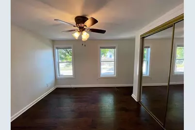 212 E Washington St #Upper, Delavan, WI 53115 - Photo 3