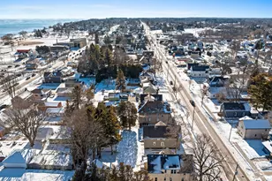 1617 S 10th St, Manitowoc, WI 54220 - Photo 35