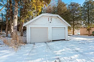 1617 S 10th St, Manitowoc, WI 54220 - Photo 25