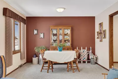 1024  Parkridge Dr, Onalaska, WI 54650 - Photo 25