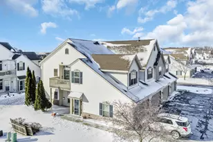 1079 Stratford Ct, Racine, WI 53406 - Photo 21