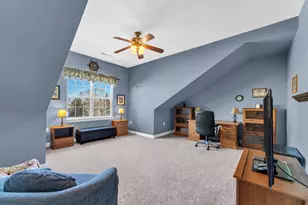 1079 Stratford Ct, Racine, WI 53406 - Photo 17