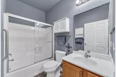 1079  Stratford Ct #201, Racine, WI 53406 - Photo 19