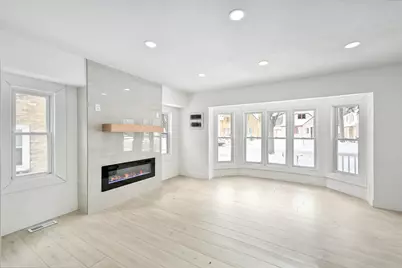 4640 W Scranton Pl #4642, Milwaukee, WI 53216 - Photo 3