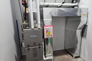 305 Main St, Racine, WI 53403 - Photo 7