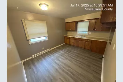 5666 N 97th St #5668, Milwaukee, WI 53225 - Photo 13