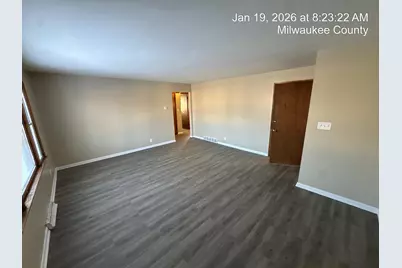 8025 W Villard Ave #8023, Milwaukee, WI 53218 - Photo 5