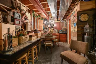 2176 N 73rd St, Wauwatosa, WI 53213 - Photo 55