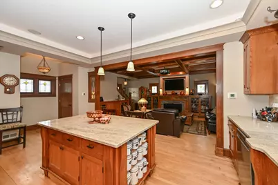 2176 N 73rd St, Wauwatosa, WI 53213 - Photo 21