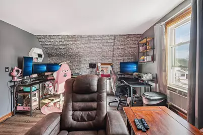 220  Waverly Pl, Waukesha, WI 53186 - Photo 21