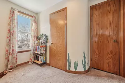 220  Waverly Pl, Waukesha, WI 53186 - Photo 25