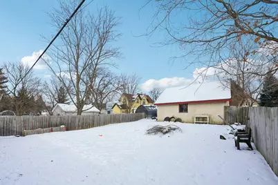 220  Waverly Pl, Waukesha, WI 53186 - Photo 35