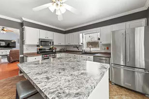 534 Woodridge Dr, Grafton, WI 53024 - Photo 13