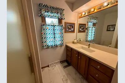 1116  Aspen Ct #B, Kohler, WI 53044 - Photo 15