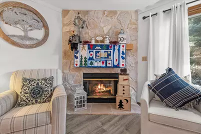 N34W23844  Grace Ave #B, Pewaukee, WI 53072 - Photo 5