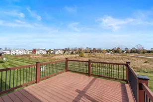 836 Tower Dr, Hartford, WI 53027 - Photo 9